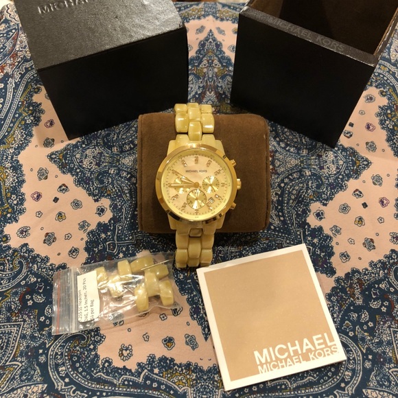 MK natural oversize horn acrylic chronograph - Picture 4 of 8